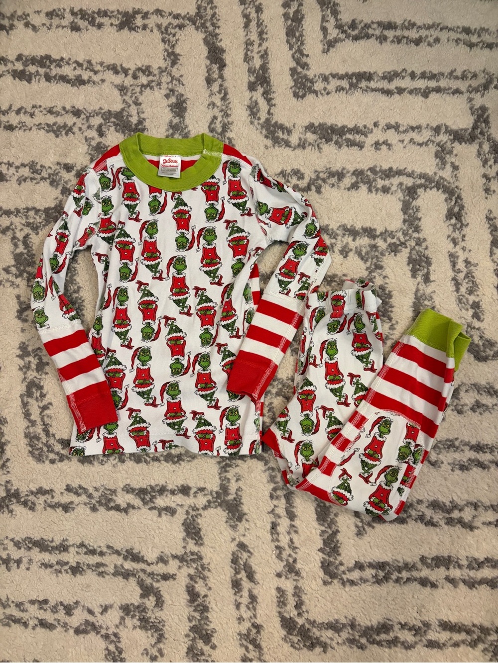 Hanna Andersson Kids Holiday Grinch Print Red & Green Pajama Set